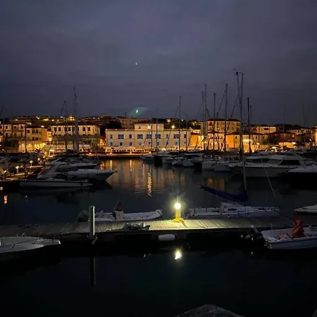 Elisa Lejlighed San Vincenzo